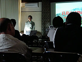 刈屋先生の講演